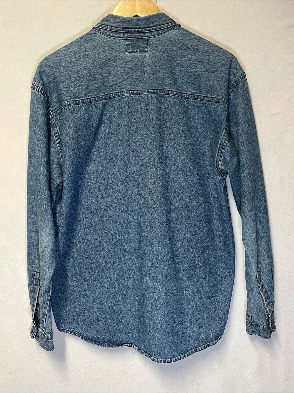 Vintage Birdhouse Embroidered Denim Shirt Large Cottagecore Prairie Garden Art - Picture 4 of 11